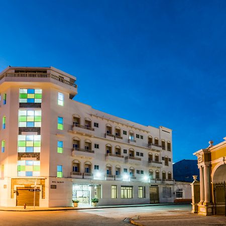Hotel Dorado Plaza Centro Historico Картахена Экстерьер фото